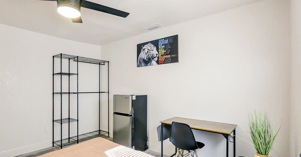 Coliving in Sulphur Springs - North Tampa, Tampa