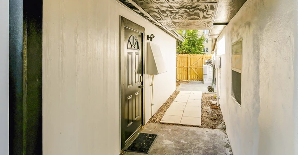 Coliving in Sulphur Springs - North Tampa, Tampa