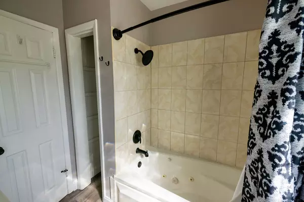 Coliving in Macfarlane Park - West Tampa, Tampa