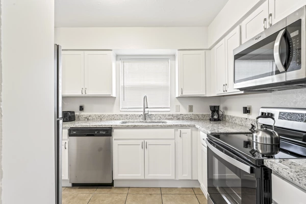 Coliving in Grant Park Tampa - East Tampa, Tampa