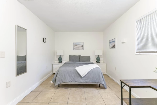 Coliving in Grant Park Tampa - East Tampa, Tampa