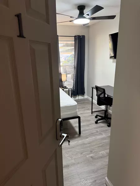 Coliving in Edgebrook - Se Houston, Houston