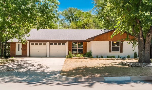 Coliving in Denton - North Dfw, Dallas