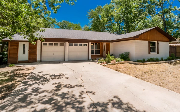 Coliving in Denton - North Dfw, Dallas