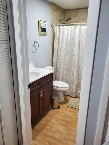 Coliving in Engelwood Park - East Orlando, Orlando