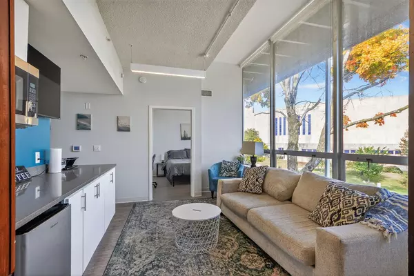 Coliving in South Plaza - KCMO, Kansas City