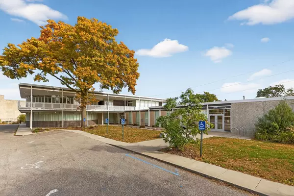 Coliving in South Plaza - KCMO, Kansas City