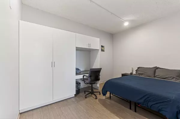 Coliving in South Plaza - KCMO, Kansas City