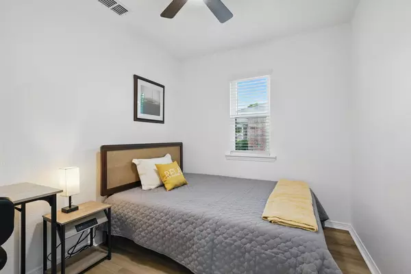 Coliving in DeSoto - Sw Dallas, Dallas