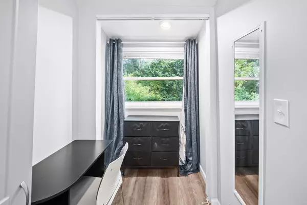 Coliving in Cedar Hills - Westside, Jacksonville