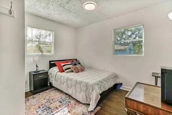 Coliving in Lake Forest - Northside, Jacksonville