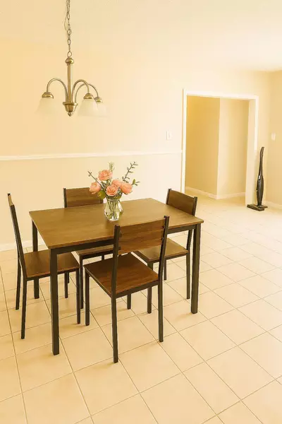 Coliving in Seffner - East Tampa, Tampa