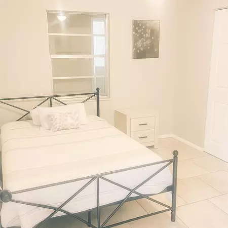 Coliving in Seffner - East Tampa, Tampa