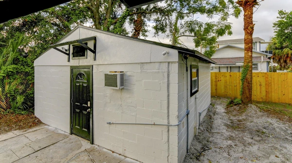 Coliving in Macfarlane Park - West Tampa, Tampa