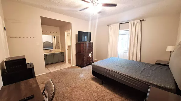 Coliving in Addicks - Nw Houston, Houston