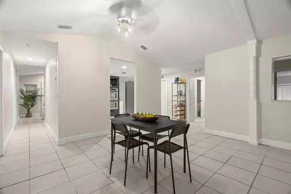 Coliving in Odessa - North Tampa, Tampa