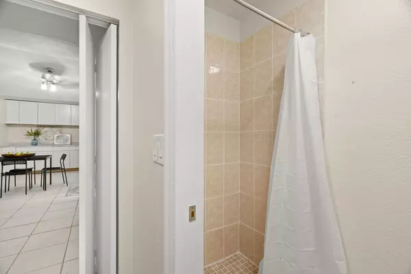 Coliving in Odessa - North Tampa, Tampa