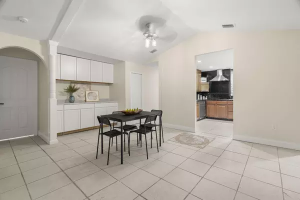 Coliving in Odessa - North Tampa, Tampa