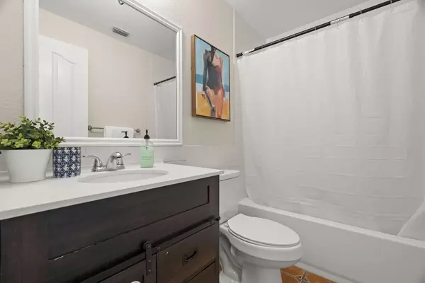 Coliving in Odessa - North Tampa, Tampa