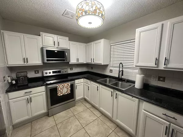 Coliving in Oak Ridge - West Orlando, Orlando