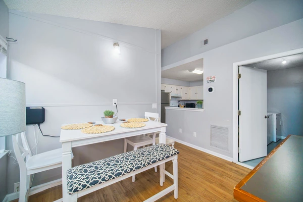 Coliving in Hyde Park JAX - Westside, Jacksonville