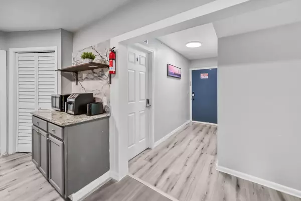 Coliving in Windy Hill - Southside, Jacksonville