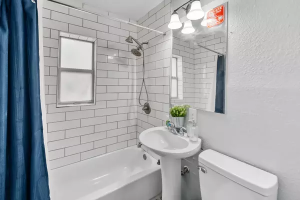 Coliving in Windy Hill - Southside, Jacksonville