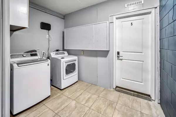 Coliving in Windy Hill - Southside, Jacksonville