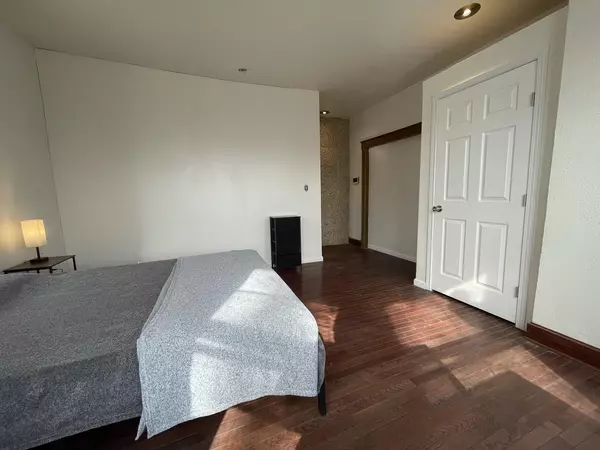 Coliving in Foxtown East - KCMO, Kansas City