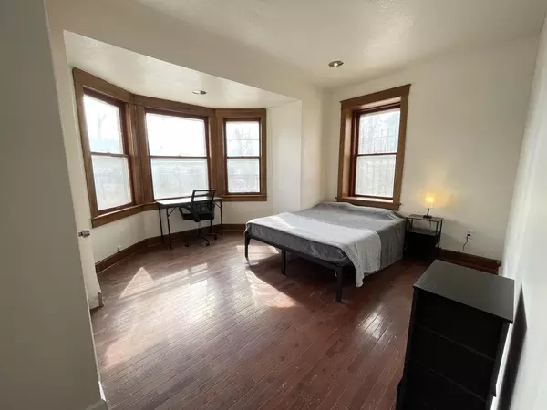 Coliving in Foxtown East - KCMO, Kansas City