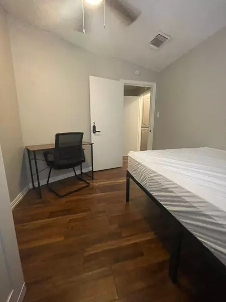 Coliving in DeSoto - Sw Dallas, Dallas