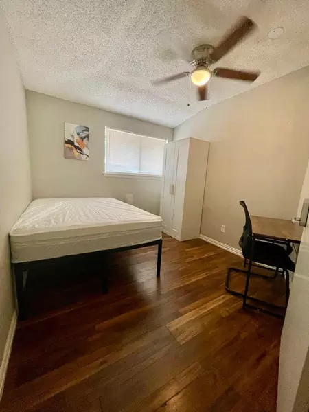Coliving in DeSoto - Sw Dallas, Dallas