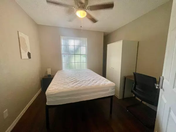 Coliving in DeSoto - Sw Dallas, Dallas
