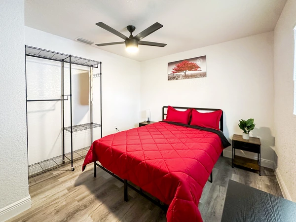 Coliving in University Square - North Tampa, Tampa