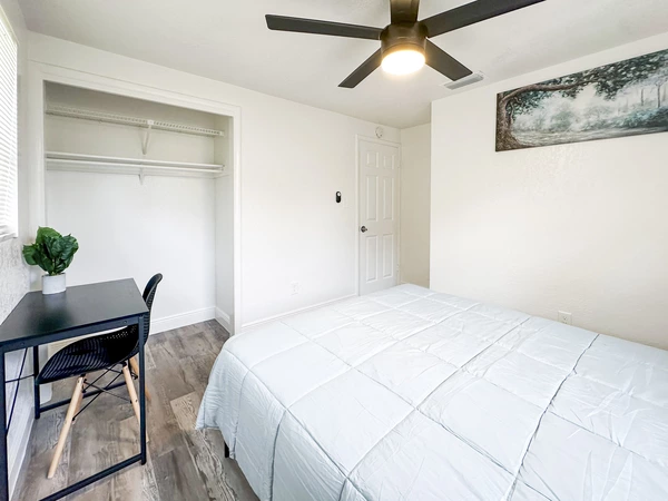 Coliving in University Square - North Tampa, Tampa