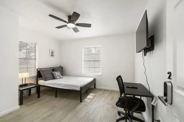 Coliving in Trinity / Houston Gardens - Ne Houston, Houston
