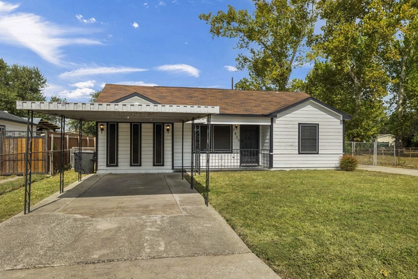 Coliving in Trinity / Houston Gardens - Ne Houston, Houston