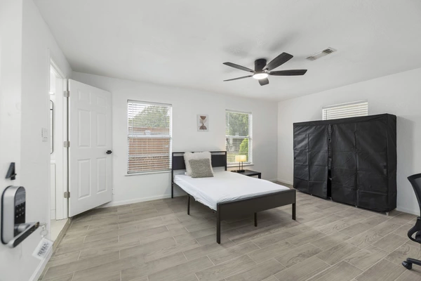 Coliving in Trinity / Houston Gardens - Ne Houston, Houston