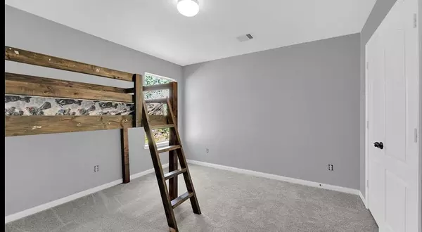 Coliving in Greater Greenspoint - Ne Houston, Houston