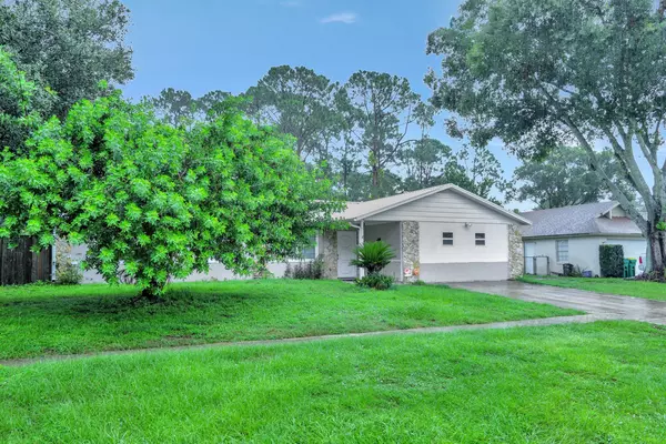 Coliving in Cocoa - Outer Orlando, Orlando