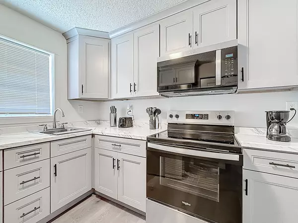 Coliving in West Palm Beach - Palm Beach County, Miami