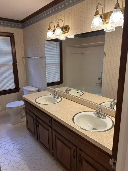 Coliving in North Ridge Estates - North Raleigh, Raleigh