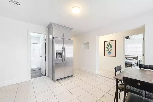Coliving in West Palm Beach - Palm Beach County, Miami