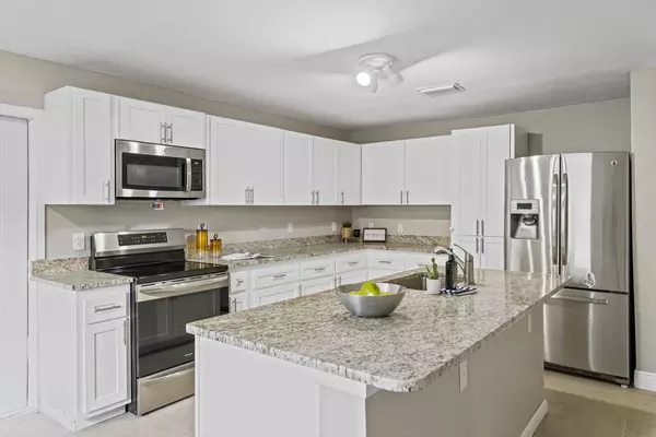 Coliving in Sulphur Springs - North Tampa, Tampa