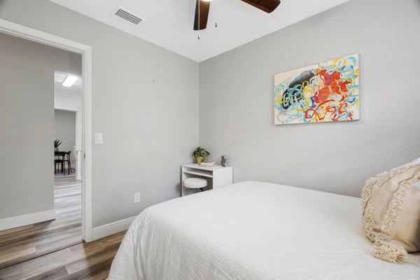 Coliving in Live Oaks Square - East Tampa, Tampa