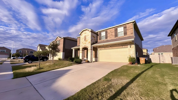 Coliving in Manor - East Austin, Austin