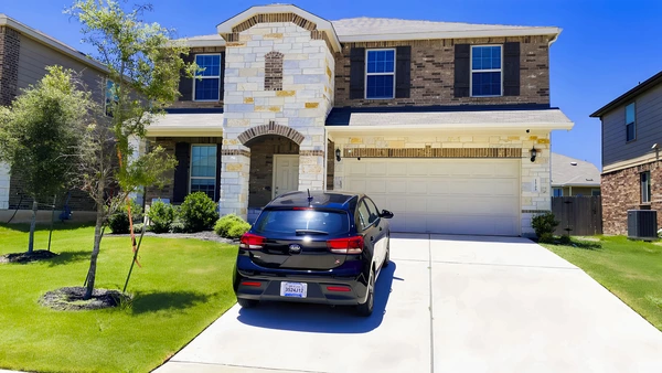 Coliving in Manor - East Austin, Austin