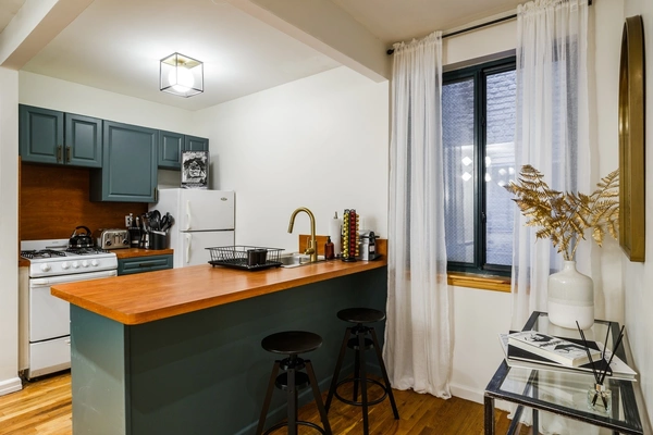 Coliving in Alphabet City - Manhattan, New York
