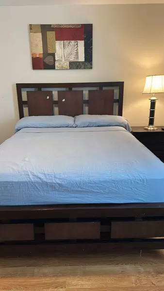 Coliving in Jersey Village - Nw Houston, Houston