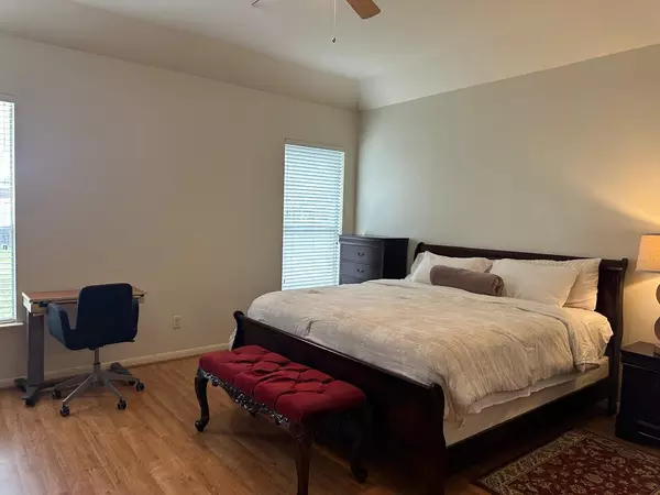 Coliving in Jersey Village - Nw Houston, Houston